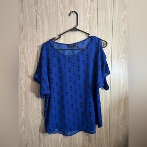 Apt. 9 Royal Blue Triangle Pattern Blouse